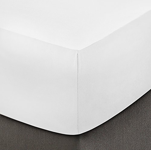 Divine Textiles 200 Thread Count Cotton Fitted Sheets Extra Deep 40 CM / 16 Inch Deep, King - White