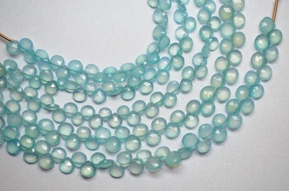 Aqua chalcédoine cœurs facettés 6-7mm de qualité gemme supérieure pour bijoux raffinés