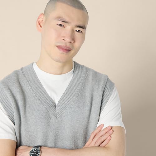 Amazon Essentials Mens Relaxed-Fit V-Neck Sweater Vest4