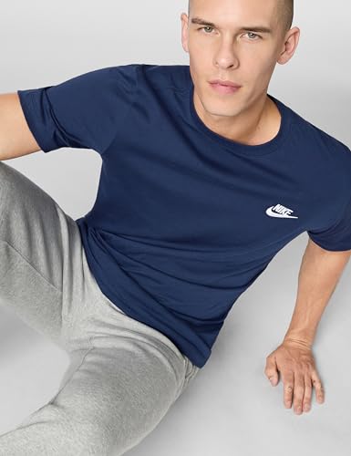 Image of Nike Men's Sportswear Club T-Shirt