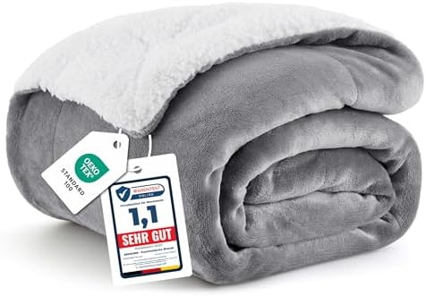 BEDSURE Sherpa Kuscheldecke Flauschig 150x200 - Sofadecke, Grau | Dicke Wolldecke, Weich Tagesdecke, Geschenke für Frauen, Warm Wohndecke für Couch, Schlafzimmer & Wohnzimmer,Wasch