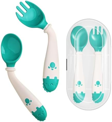 Deejoy Toddler Utensils Self-feeding Flatware Set withTravel Case-Green