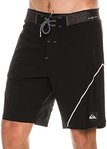 Evita rozaduras con Quiksilver HighLite 19" boardshort de secado rápido hidroelástico