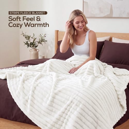 Utopia Bedding Streifen Kuscheldecke Flauschig [127 x 152 cm, Gebrochenes Weiß] Weiche… – Ansicht 2
