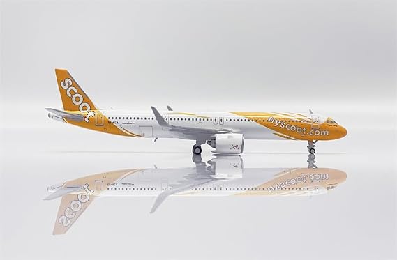 JC Wings 1/400 Complete Scoot for Airbus A321neo 9V-NCAA Wings of Change Aircraft Pre-built Model Aircraft Model Aircraft