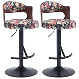 Sillas de bar cómodas: Elaboradas con madera doblada y acolchadas con espuma suave, estos taburetes están diseñados para la comodidad, con una curva ergonómica del respaldo que invita a la relajación durante comidas o reuniones. Puede acostarse cómodamente en el respaldo del taburete de bar y descansar sus piernas en el taburete para disfrutar de una experiencia de sentado más cómoda y relajante.