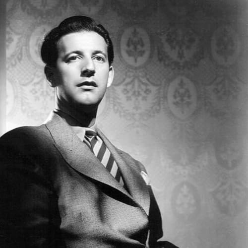 Adrian: El mago del Vestuario