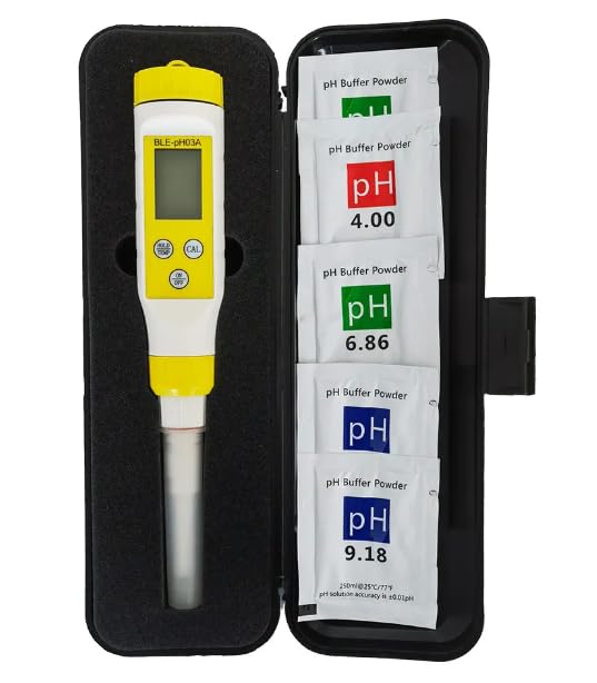 BLE-PH03A pH meter and pH buffer powders in a black protective case