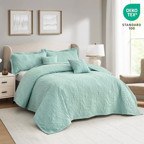 Image of HZ & HY Botanical Oversized King Bedspread, Stitched Leaf Quilt Set King /Cal King, Lightweight Reversible Coverlet, Tailored Edge - Fresh Natural Look, 5 Piece, Seaglass