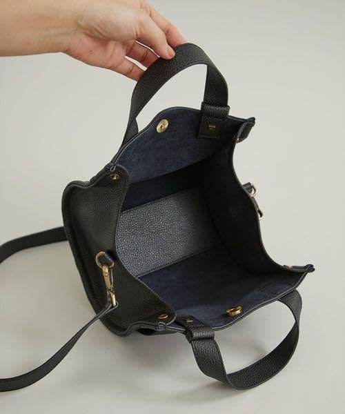 ノーブル　H.V.F.N LUNA Small Shoulder BAG バッグ Amazon.co.jp: H.V.F.N LUNA Small Shoulder BAG ブラック : ファッション