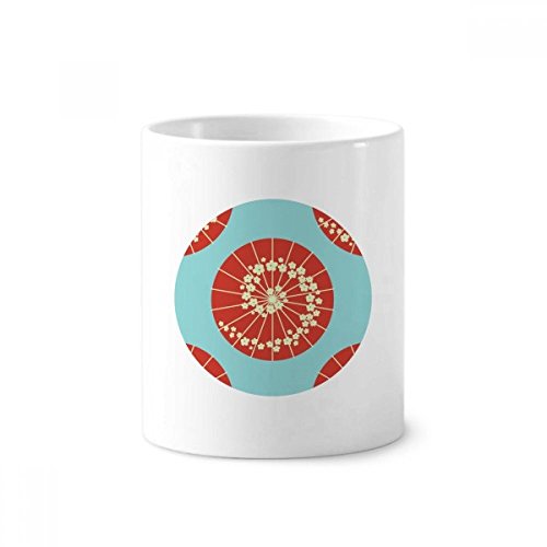 Cadeau motif Japon : tasse blanche en céramique avec fleurs de cerisier et ombrelle
