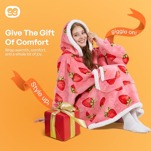 Giggling Getup Oversized Sherpa Wearable Blanket Hoodie (Adult, Strawberry Print) — view 8