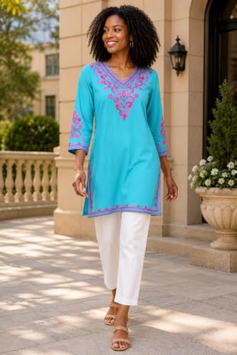 Image of Embroidered Chikankari Kurti with Kashmiri Aari Work, V-Neck, 3 /4 Sleeves, Rayon Fabric