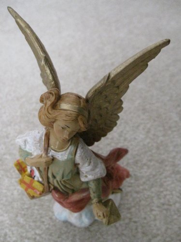 Mariel, Angel Bearing Gifts .......... 5  Series