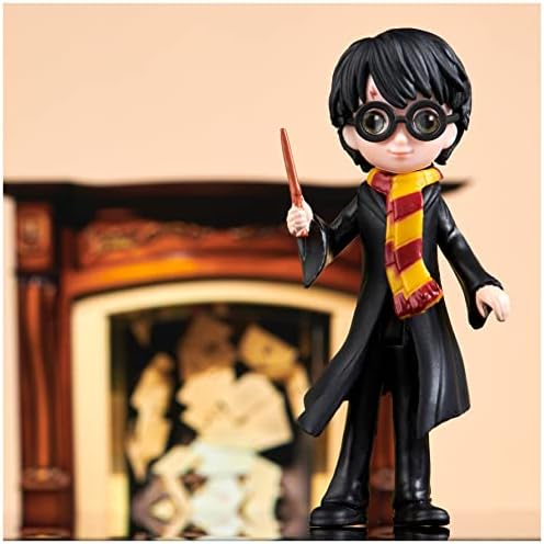 FIGURINE MAGICAL MINIS HARRY POTTER WIZARDING WORLD - Figurine Poupée Articulée 8 cm avec Baguette Magique et Tenue Sorcier à collectionner - Idée Cadeau - 6062061 - Jouet Enfant 5 ans FIGURINE MAGICAL MINIS HARRY POTTER WIZARDING WORLD - Figurine Poupée Articulée 8 cm avec Baguette Magique et Tenue Sorcier à collectionner - Idée Cadeau - 6062061 - Jouet Enfant 5 ans | Pop Harry Potter | 7 FIGURINE MAGICAL MINIS HARRY POTTER WIZARDING WORLD - Figurine Poupée Articulée 8 cm avec Baguette Magique et Tenue Sorcier à collectionner - Idée Cadeau - 6062061 - Jouet Enfant 5 ans | Pop Harry Potter