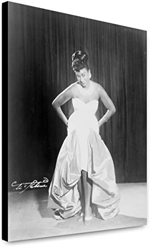 Cuadro en Lienzo 16x20 Celia Cruz, Retrato de cuerpo entero, Frente al frente, En el escenario, 1962