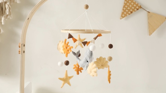 ドローイング『Baby Mobile』 Amazon.com : Baby Crib Mobile for Boys Girls| Boho Nursery