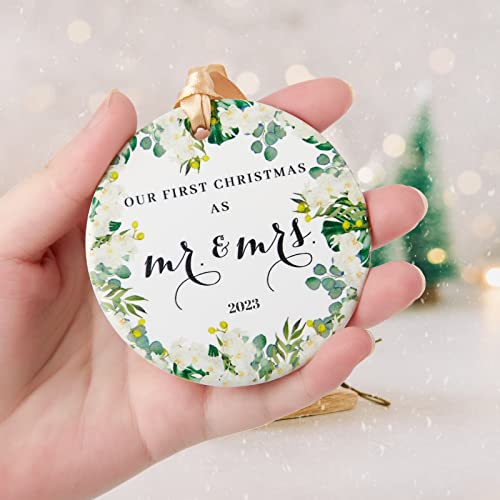 First Christmas Married Ornament 2023, 1St Christmas Married Ornament, Just Married Mr And Mrs Ornaments, 2.9" Ceramic Newlyweds Christmas Tree Ornaments #TOP2