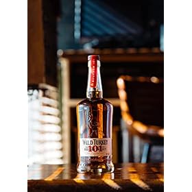 Wild Turkey 101 Kentucky Bourbon Whiskey 70 cl, 50.5% ABV - Ideal for an Old Fashioned – Wild Turkey