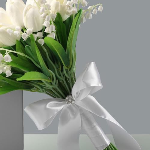 Ramo de tulipanes artificiales elegante con acabado realista premium 3