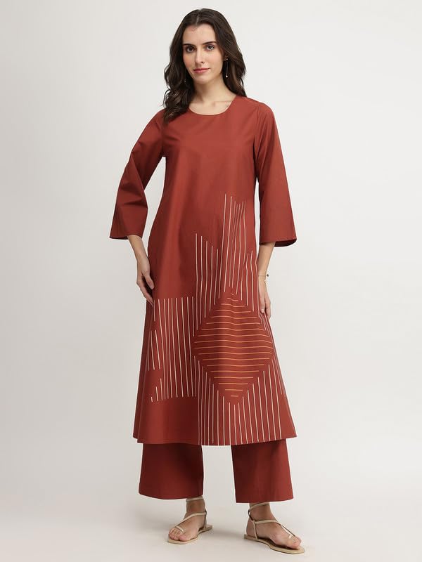 Image of Pink Fort Casual Cotton Geometric Print Kurta Set | A -Line Fit 3 /4th Sleeve V-Neck Kurta Ankle Length 2 Pockets Flared Pants