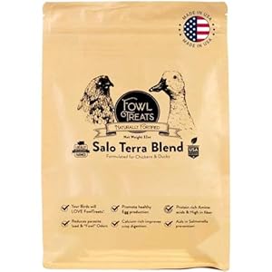 Naturally Fortified Treats – Protein Rich Supplement Suitable for Chickens, Hens and Ducks, Hand Mixed with USA Grown Ingredients – Salo Tera Blend – 32oz