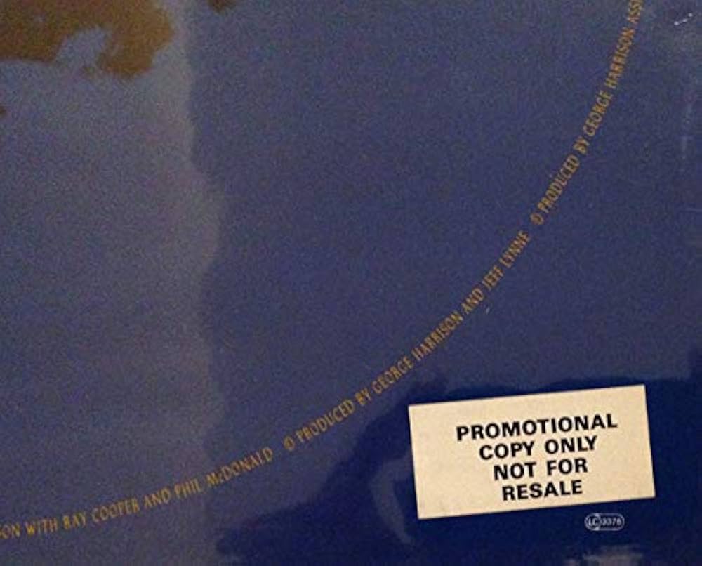 Amazon.com: best of dark horse 1976-1989 LP: CDs & Vinyl