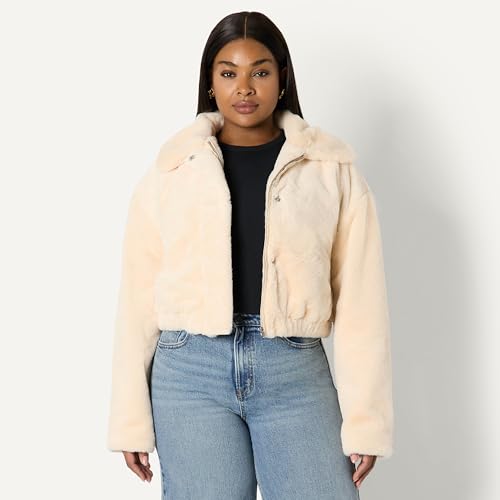 Image of Amazon Essentials Women's Oversized-Fit Cropped Faux Fur Jacket with Collar