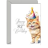 Faites-leur sourire avec cette carte d'anniversaire spéciale – Cette carte d'anniversaire de qualité exceptionnelle pour elle ou lui montre le motif « Happy 82nd Birthday ». Si vous êtes à la recherche de superbes cartes de vœux d'anniversaire pour femme ou de 82e anniversaire pour homme, alors cette carte d'anniversaire les fera sourire. Non seulement pour les cadeaux d'amitié pour les hommes, mais aussi pour papa, maman, frère, sœur, grand-père, grand-mère, cousin, ami, tante ou oncle