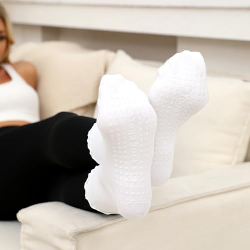 3 Pairs Pilates Socks with Grips Non Slip Ruffle Yoga Grip Socks for Women3