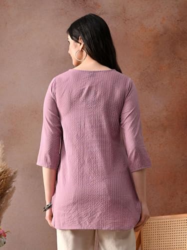 Image of Amazon Brand - Tavasya Women Pure Cotton Katha Plain Short Regular Fit Kurti |Short Top| Solid Casual Tunic