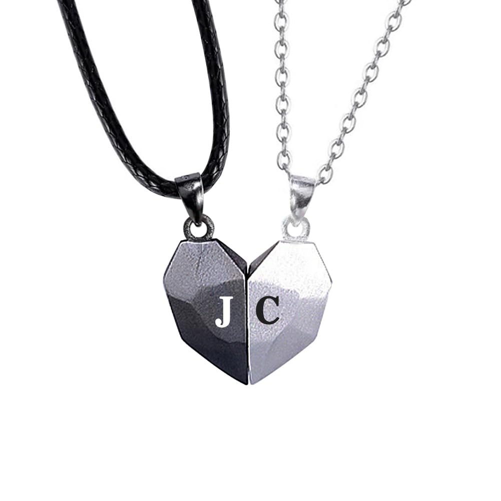 Matching Necklace for Couples with Initial, 2PCS Personalized Half Heart Necklace Relationship Couple Necklaces for Him and Her Custom Couples Jewelry Set for Women, Men