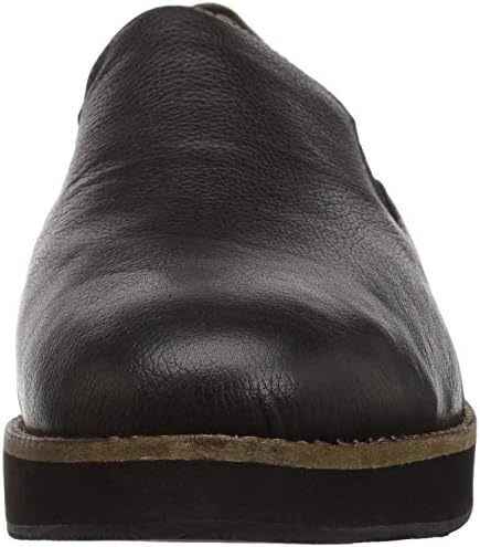 SoftWalk Women's Whistle Loafer, Black, 9.5 N US | Image 1