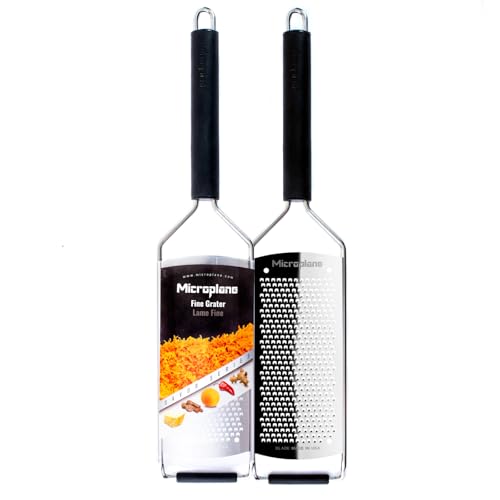 Microplane Savor Series Kitchen Grater Fine in Black for Hard Cheese Parmesan, Citrus Lemon, Orange, Lime, Ginger, Nutmeg, Cinnamon, Garlic, Chili, Chocolate - Stainless Steel Grater Made in USA - Thumbnail 3
