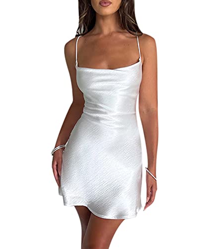 Robe en satin fluide coupe trapèze ajustable pour sublimer toutes les morphologies