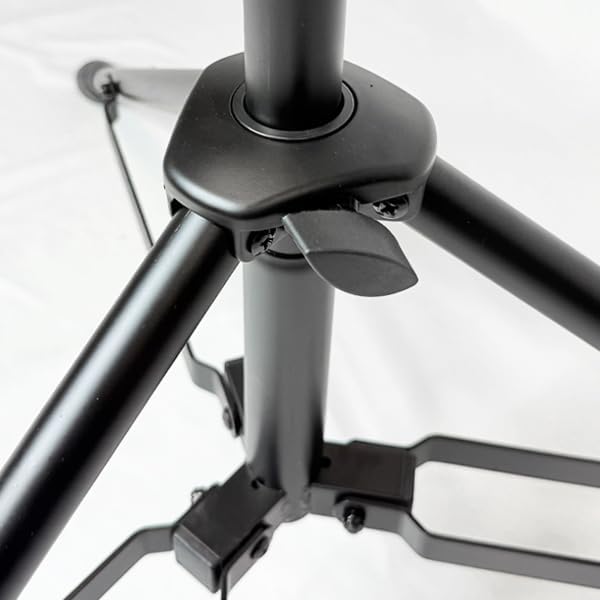 Miniatura 8 de AxcessAbles AXCMB-T Soporte de micrófono resistente con base de trípode ponderada  Soporte de micrófono superior de 80.5 pulgadas de altura  Soporte