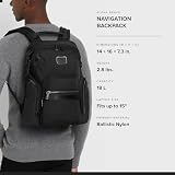 TUMI - Plecak Alpha Bravo Navigation - Plecak podróżny na co dzień - Mieści laptopa do 15 cali - 40,6 cm x 35,6 cm x 18,5 cm, Czarny, One Size