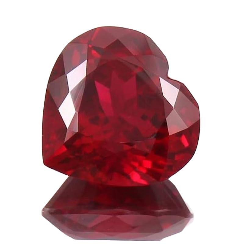 Rubis rouge du Mozambique en cœur 18mm, la pierre précieuse idéale pour une bague de fiançailles