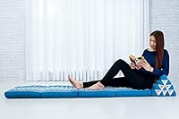 Leewadee - Bequeme Japanische Bodenmatratze - Thai Bodenliege mit Dreieckskissen - Futon Klappmatte - Thai Massagematte, XL Extra Lang, 225 x 50 cm, Hellblau