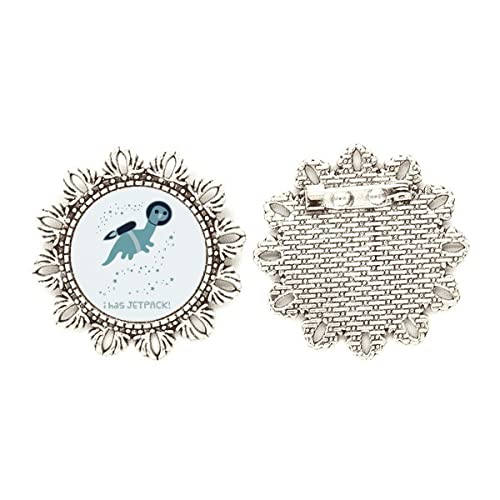 Broche de plata con flores del universo y silueta alienígena en relieve fino mediano