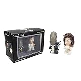 Entertainment Earth Alien Titans Ripley and Xenomorph 3-Inch Mini-Figure 2-Pack