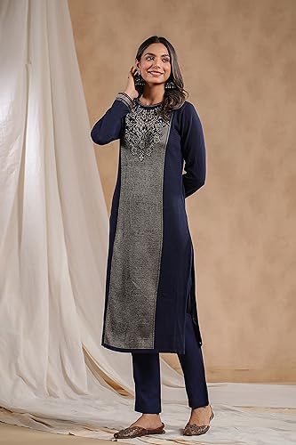 Image of Ishin Womens Polyester Straight Fit Jacquard Style Ethnic Motifs Winterwear Kurta