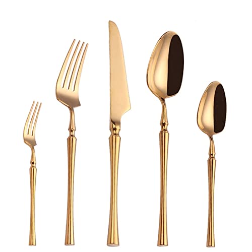 Élégantes fourchettes couteaux et cuillères dorés pour table chic