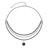 Elegante Kombination aus 3 zarten, perlenbesetzten Kettchen, ergänzt durch eine Venezianerkette und einen Anhänger mit Kristallsteinen