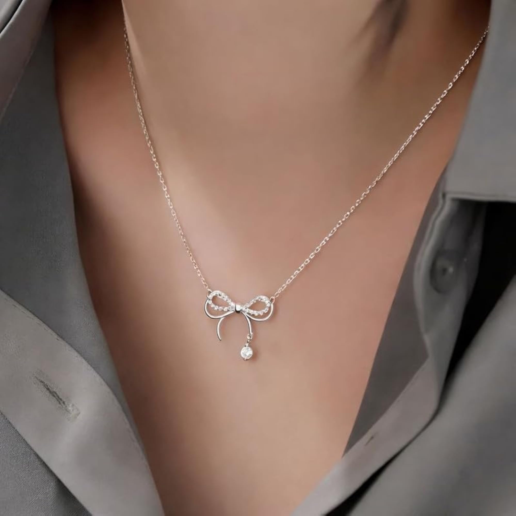 Bow Design Pendant Necklace for Women, Silver Tone
