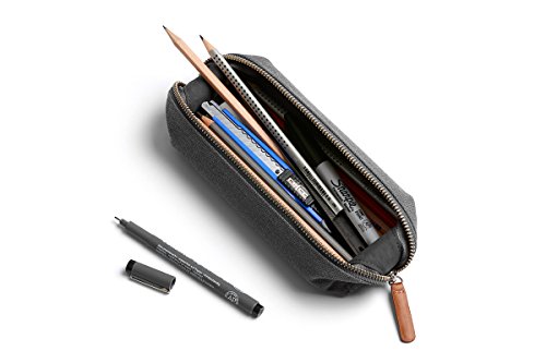 Preisvergleich Produktbild Bellroy Pencil Case Stiftemappe Federmäppchen Stiftemäppchen Griffelmappe mit Reißverschluss für Stifte und Kabel MidGrey
