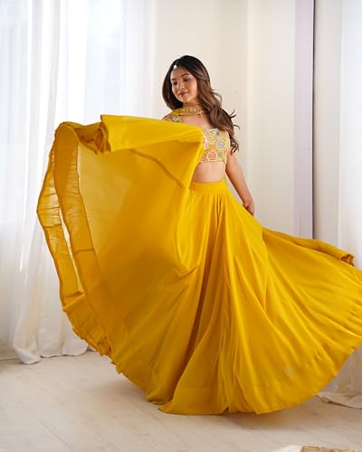 Suppar Sleave yellow lehenga choli – image 2