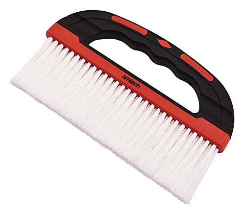 Amtech 225mm Wallpaper Brush Soft Grip Handle for Smoothing and Decorating