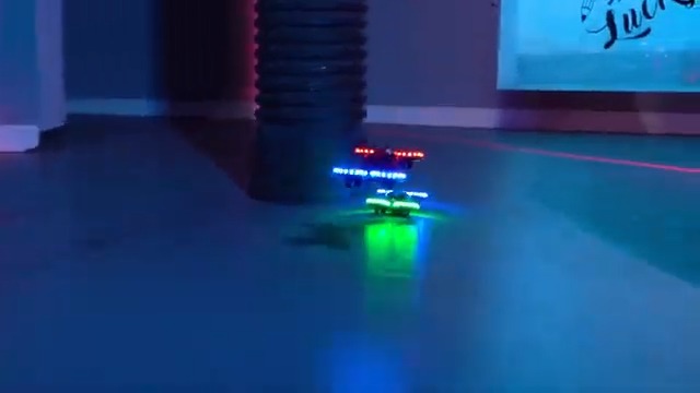 Amazon | Hitec ハイテック LEDライトドローン フラッシュ