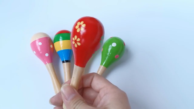 12 Mini Maracas En Bois Colorées - Pour Enfants - Éveil Musical Et Sensoriel - Forme D'œuf - 3